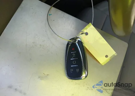 2019 Chevrolet Traverse Premier z USA, uszkodzony, nr VIN 1GNERKKW6KJ211944